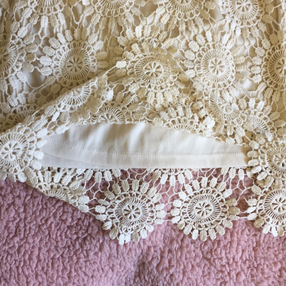 LAST DAY -Crochet Skirt - Picture 2 of 2